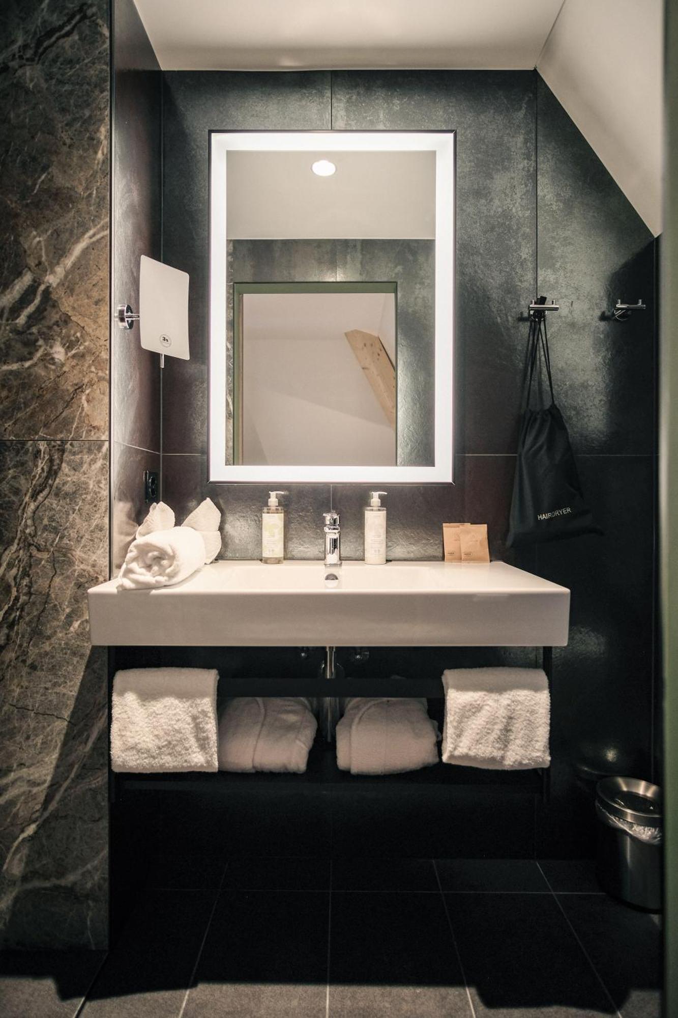 Hota Hotel Saint-Imier Buitenkant foto
